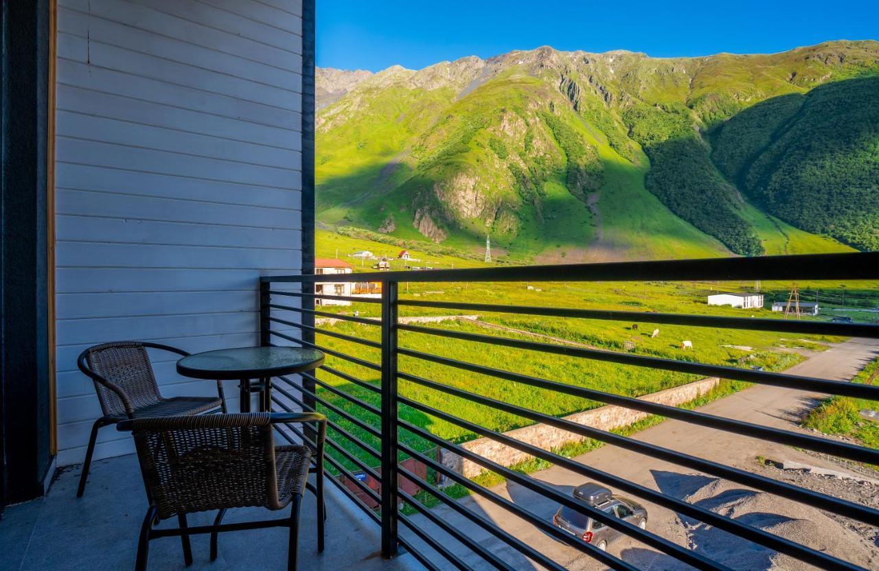 Hotel Darchi Kazbegi Kültér fotó